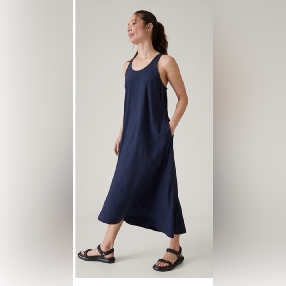 Athleta Presido Traveler Dress